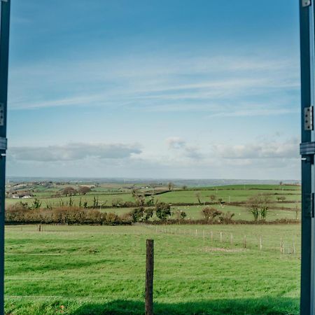 Blatchford Briar - Award Winning Private Shephards Huts With Their Own Secluded Hot Tubs Milton Abbot Esterno foto